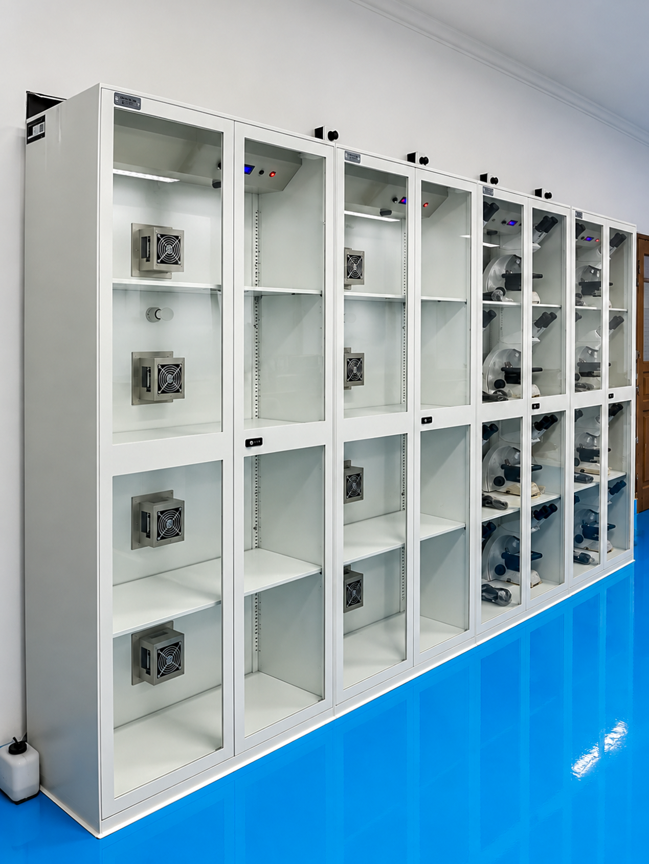 Microscope Cabinet